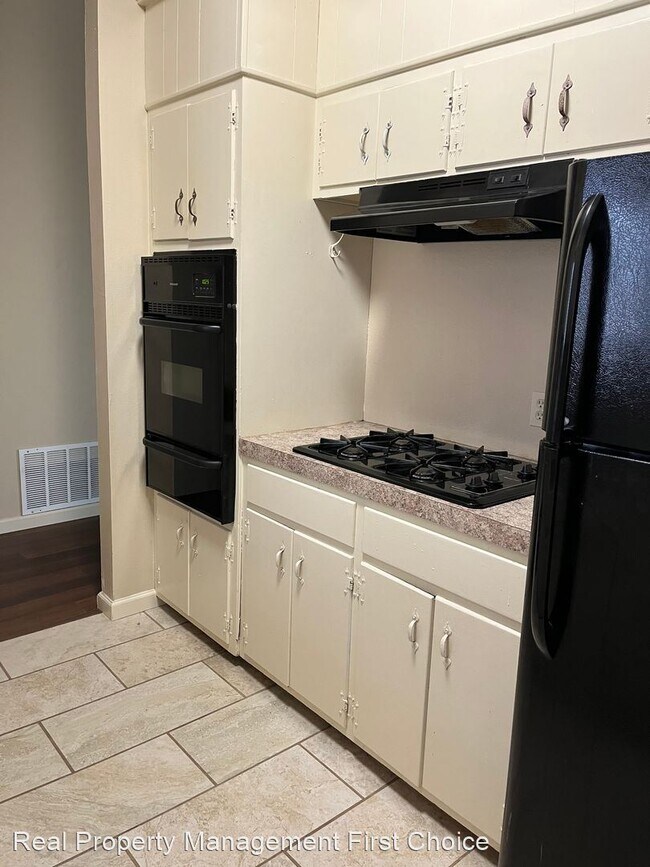 Foto del edificio - 3 br, 1 bath House - 214 Cornell Ave
