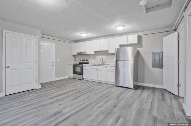Interior Photo - EVERGREEN PLACE