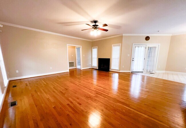 Building Photo - Pfafftown 3 Bedroom, 2 Bathroom Rare Gem i...