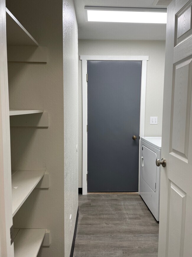 Foto del edificio - 15526 E 4th Ave