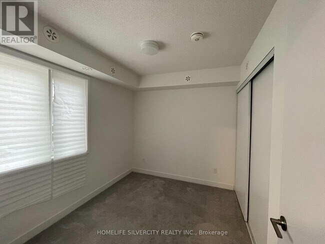 Photo du bâtiment - 1141 Cooke Blvd.