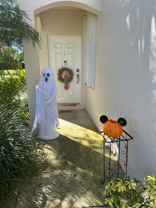 Long Lake Estates Short Term Apartments for Rent Boca Raton, FL 1