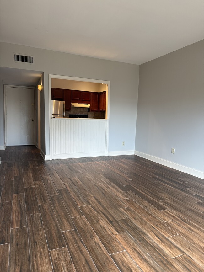 Building Photo - 5709 Lyons View Pike