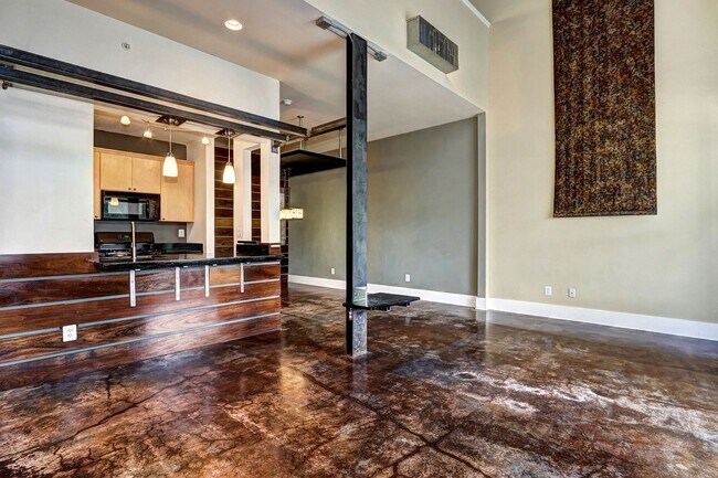 Photo - 370 C St Apartment