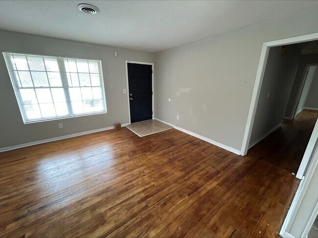 Building Photo - 2508 Georgetown Dr