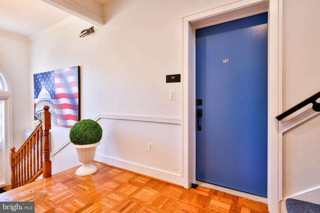 Foto principal - 221 S Alfred St