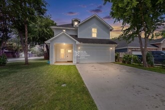 Building Photo - 5838 Humbert Ave