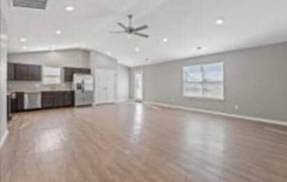 Foto del edificio - 348 Pageant Dr