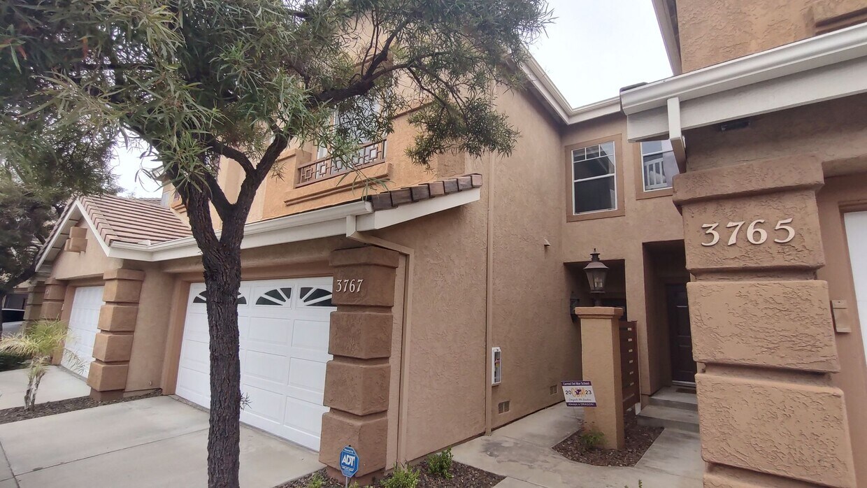 Primary Photo - Carmel Valley - Townhouse - Chateau Villag...