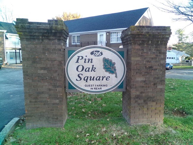 Foto del edificio - 110 Ringo Ave