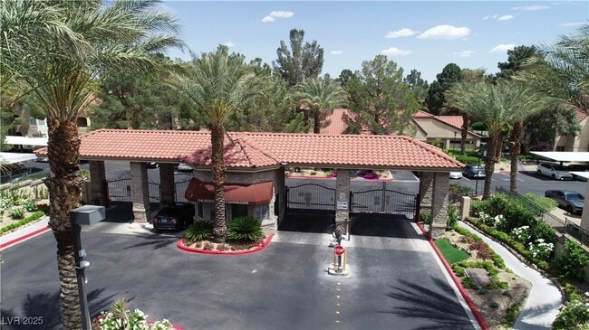 Building Photo - 2200 S Fort Apache Rd