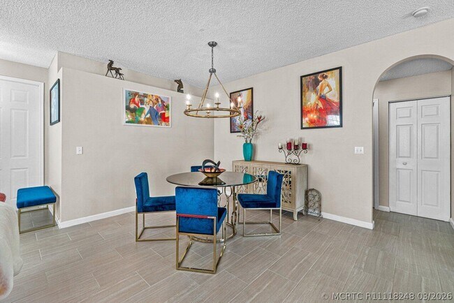 Foto del edificio - 9885 Woodworth Ct