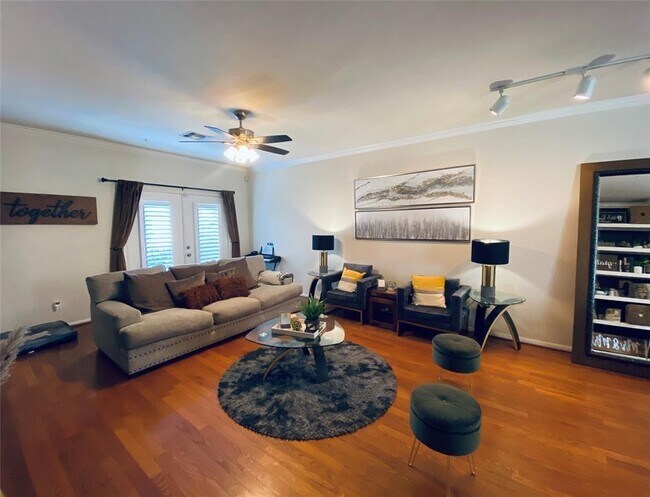 Building Photo - 12707 Boheme Dr