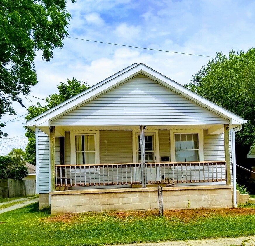 51 S Williams Rd, Frankfort, IN 46041 House for Rent in Frankfort, IN