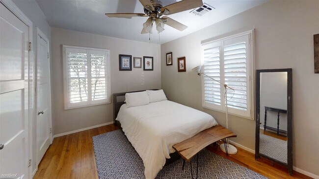Foto del edificio - 2 br, 1 bath House - 4823 Jerry Way
