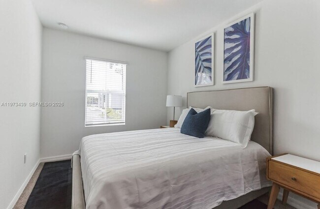 Foto del edificio - 4376 Boatman St