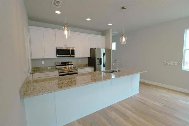 Foto del edificio - 3904 W Everett Ave