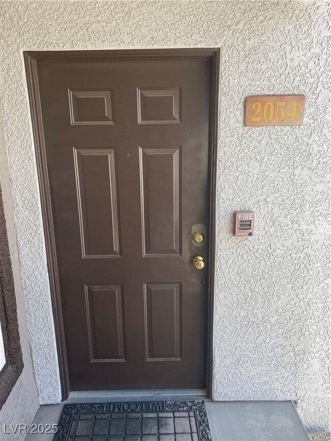 Foto del edificio - 7255 W Sunset Rd