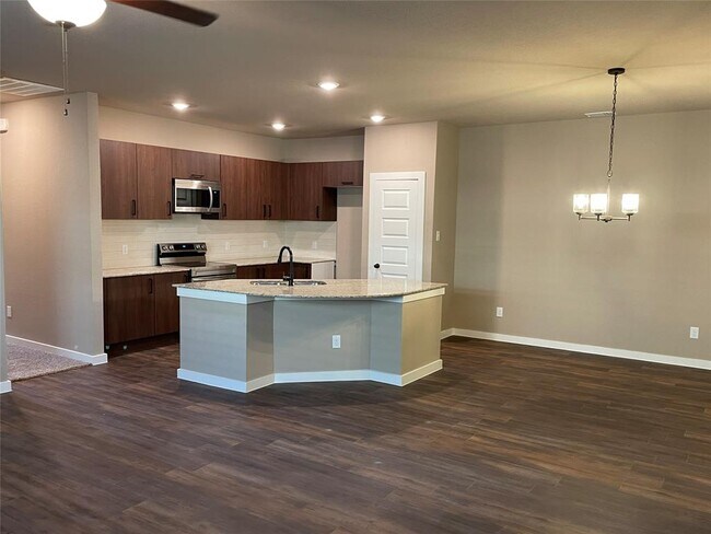 Building Photo - 9793 Grosbeak Ln