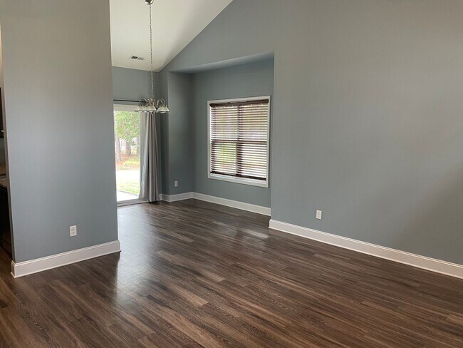 Foto del edificio - 3 Bedroom 2 Bath House in Boiling Springs