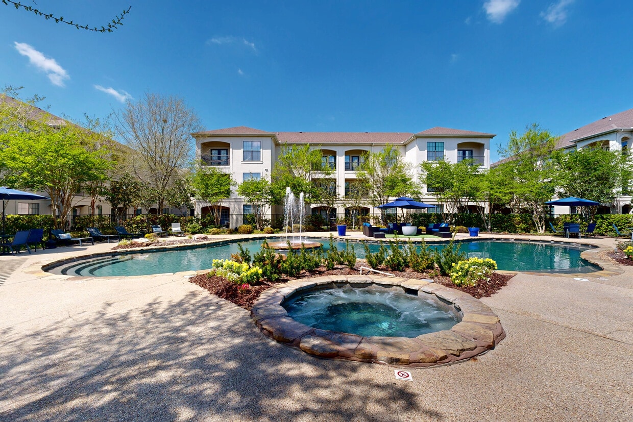 Photo - Paramount at Cedar Lodge Apartments