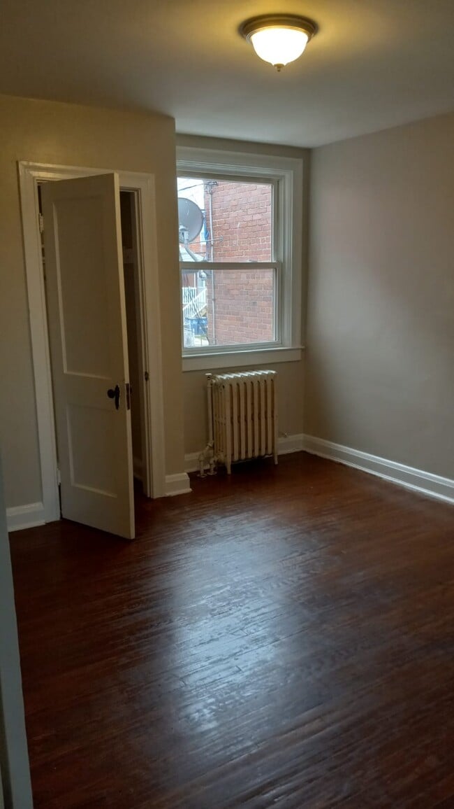 Building Photo - Griffis Avenue