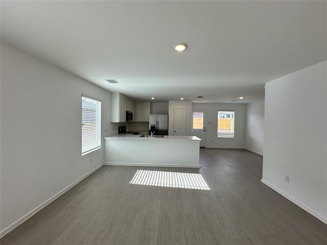 Building Photo - 6804 Haines Dr