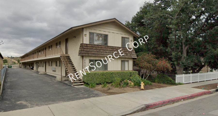 Primary Photo - 1 Bedroom Upper Unit Apartment for Lease i...