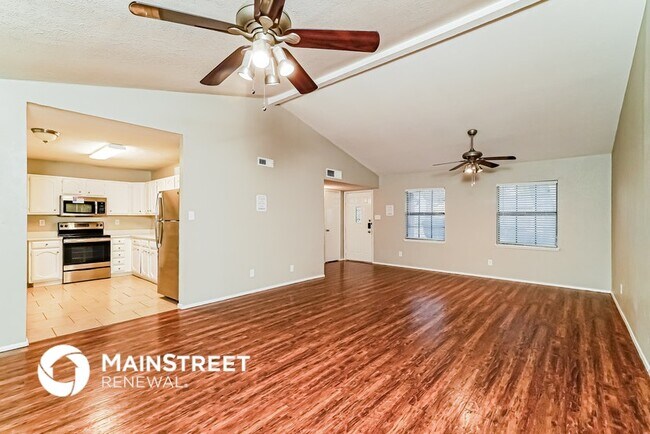 Foto del edificio - 3809 Bee Tree Ln