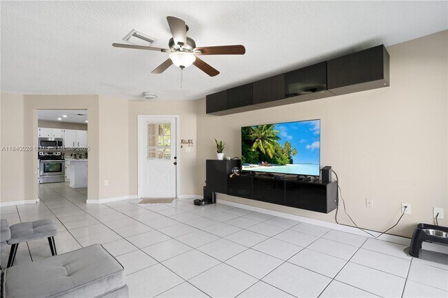 Foto del edificio - 14606 SW 122nd Pl
