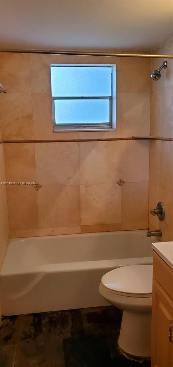 Foto del edificio - 1701 Washington St