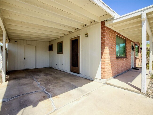 Foto del edificio - 3 Bedroom 2 Bathroom