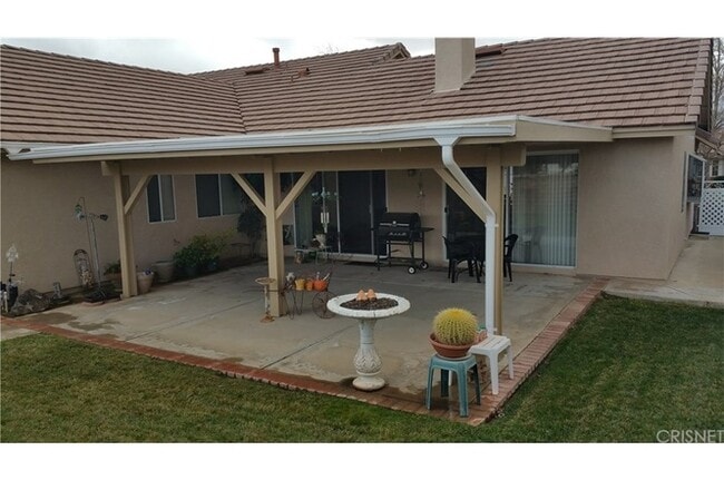 Building Photo - 3143 Mariposa Ave
