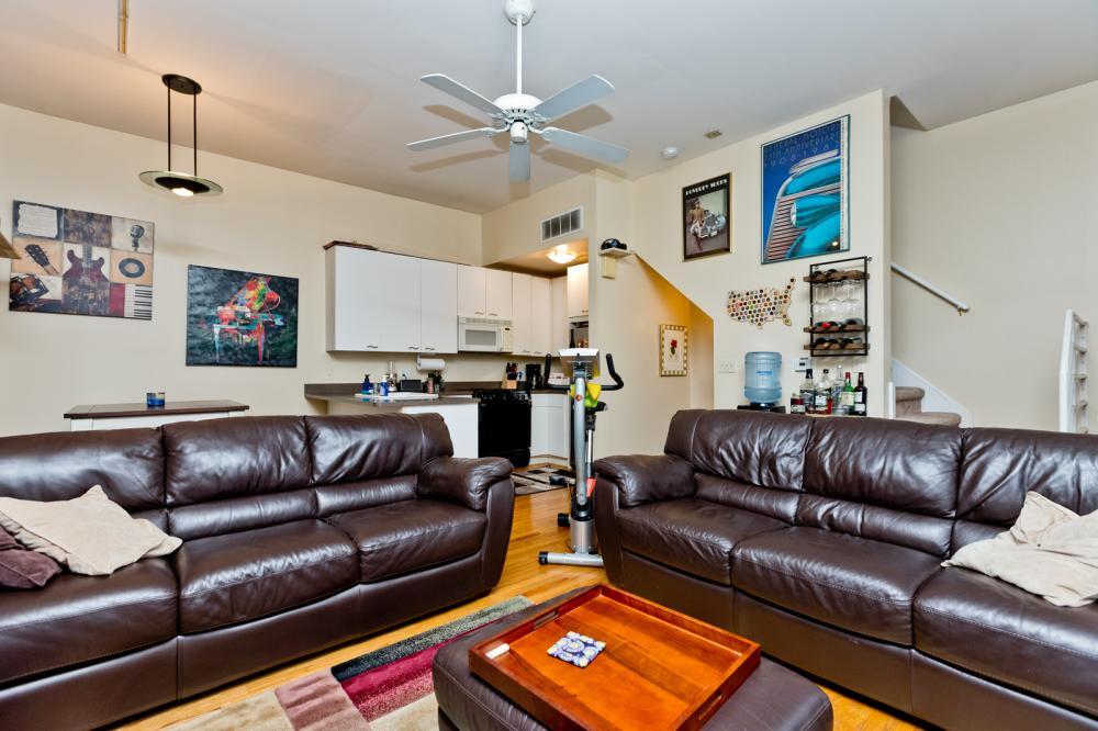 Foto principal - 2 bedroom in Chicago IL 60622