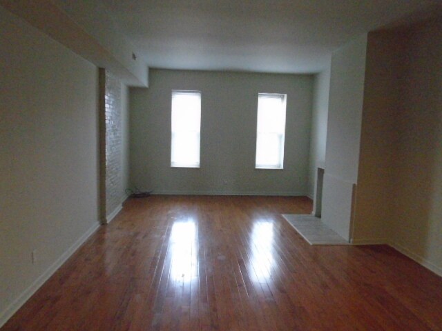 Building Photo - 1708 S Tucker Blvd