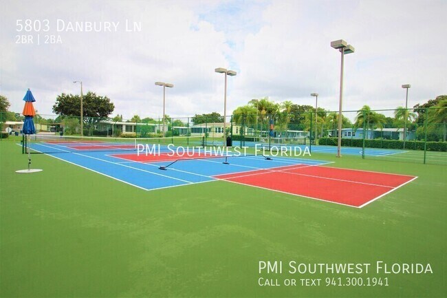 Foto del edificio - 5803 Danbury Ln