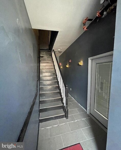 Photo - 532 8th St SE Apartment