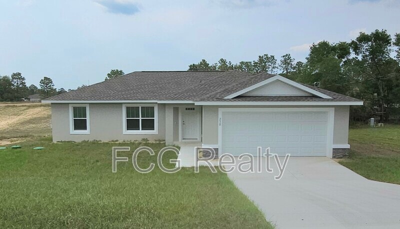 Foto principal - 238 Locust Rd