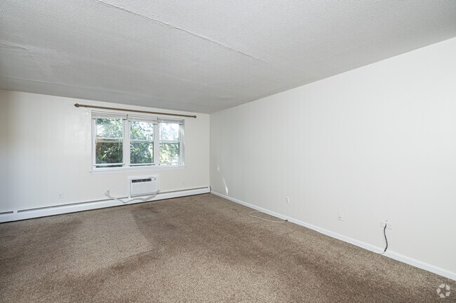 2BR, 1BA - 975SF - Living Room - Westphal Apartments