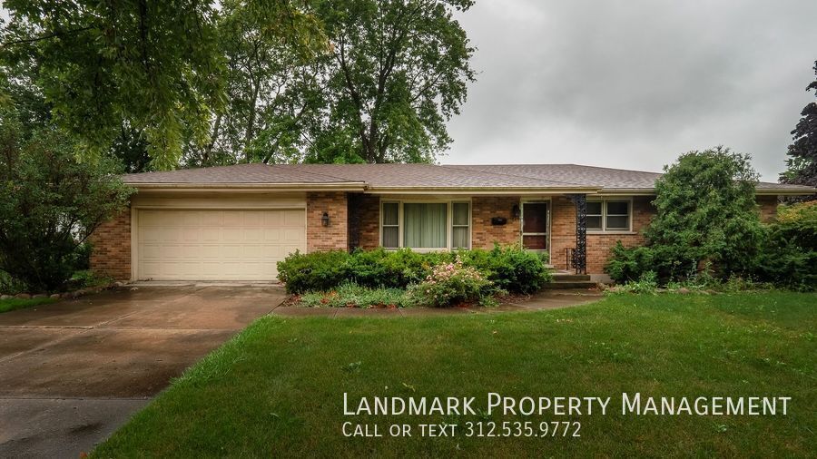 Foto principal - 700 Ridge Rd