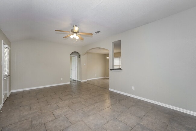 Building Photo - 7609 Rainbow Creek Dr