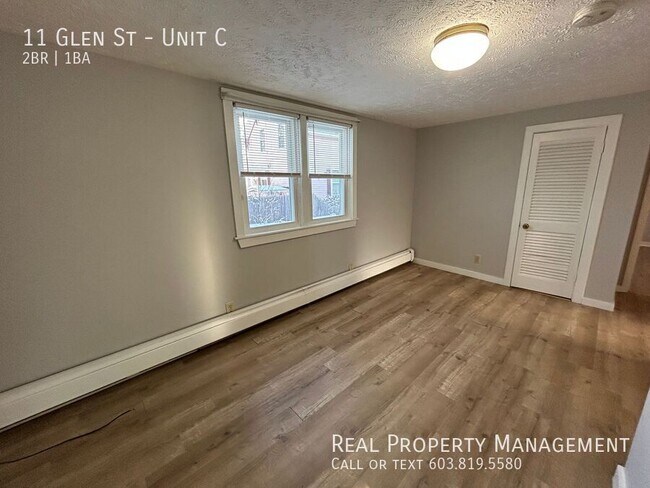 Building Photo - Charming 2 Bedroom Apartment with Heat Inc...