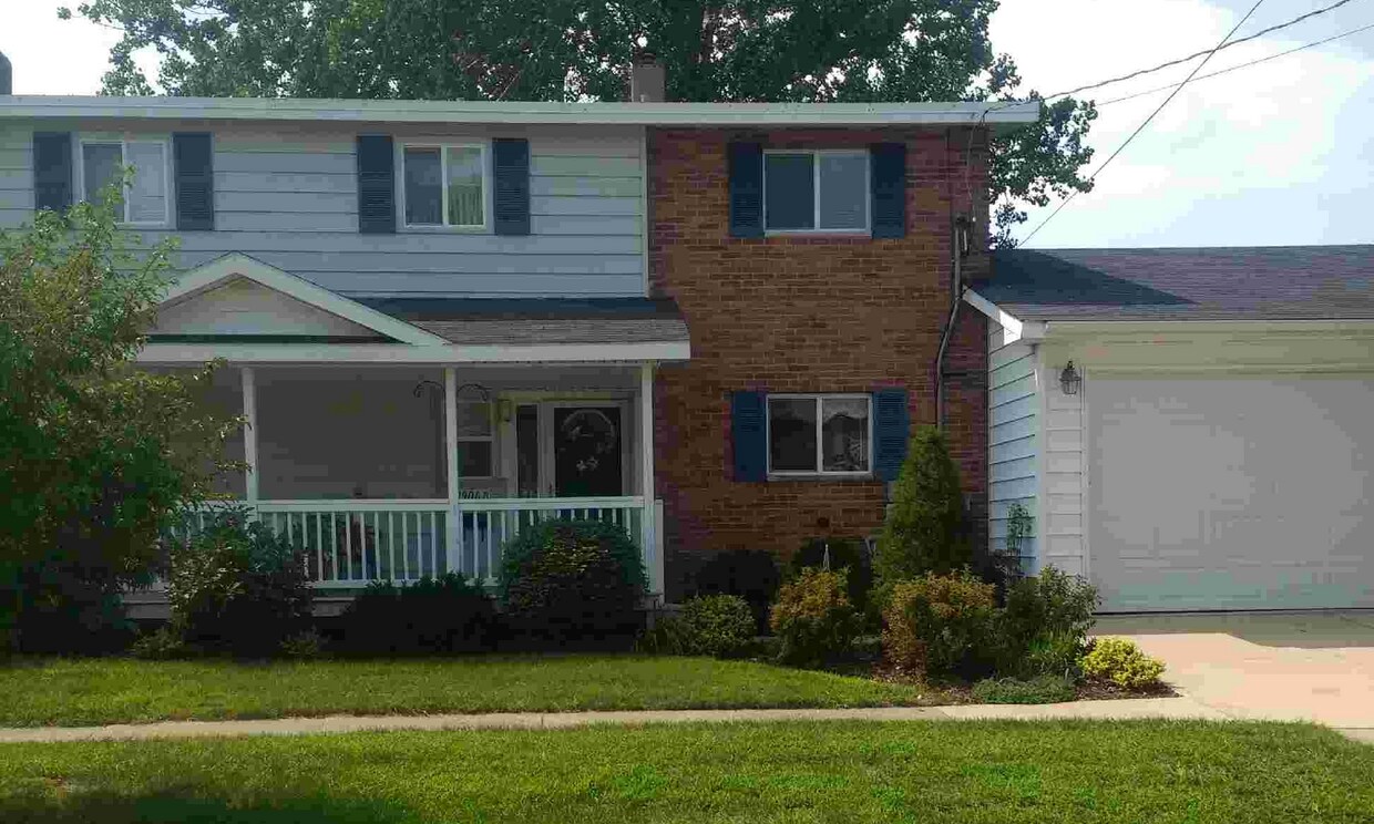9906B Mississippi St, Oscoda Township, MI 48750 Townhouse for Rent in