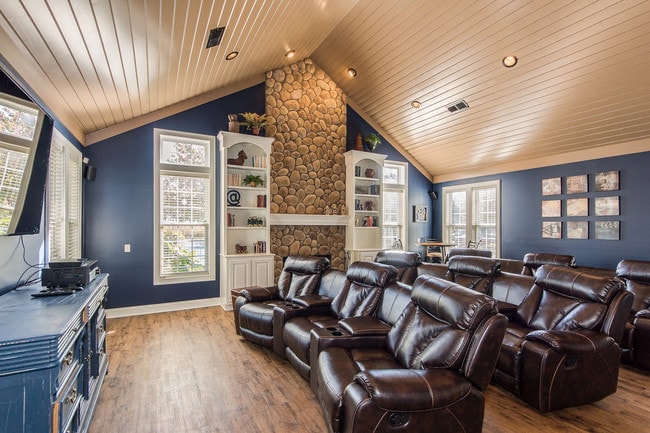 Media Room - The Pines at Tuttle Crossing
