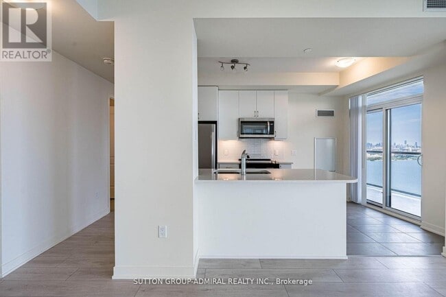 Building Photo - 38 Annie Craig Dr