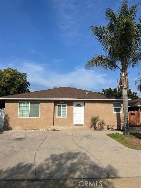 Building Photo - 1655 Elm Dr