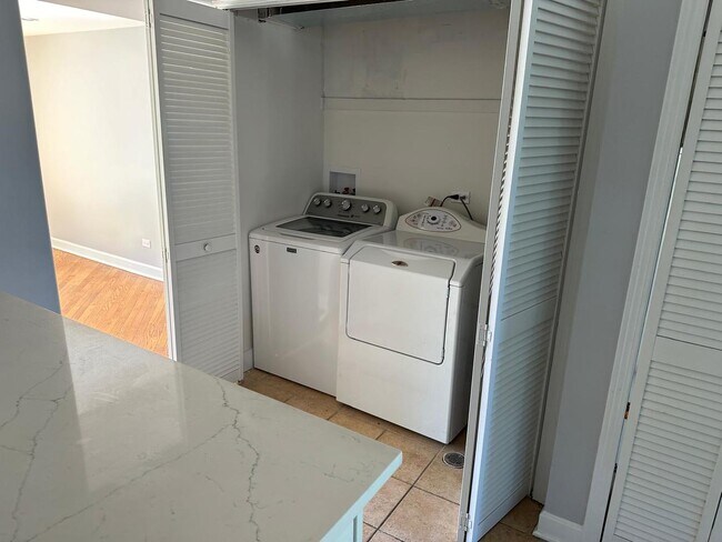 Foto del edificio - 129 Peach St