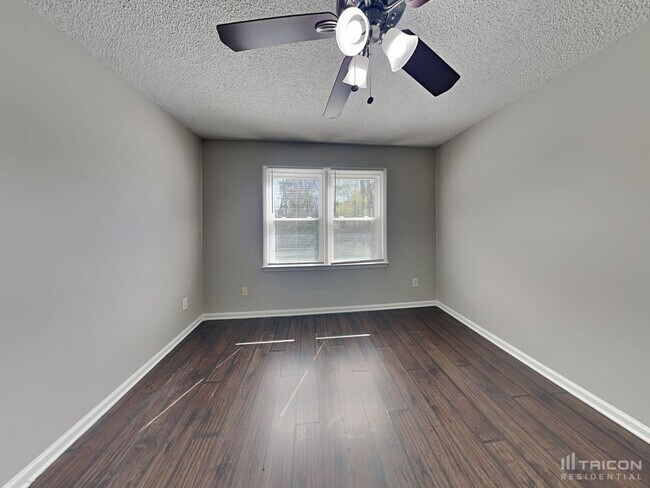 Foto del edificio - 7418 Palmetto Ct