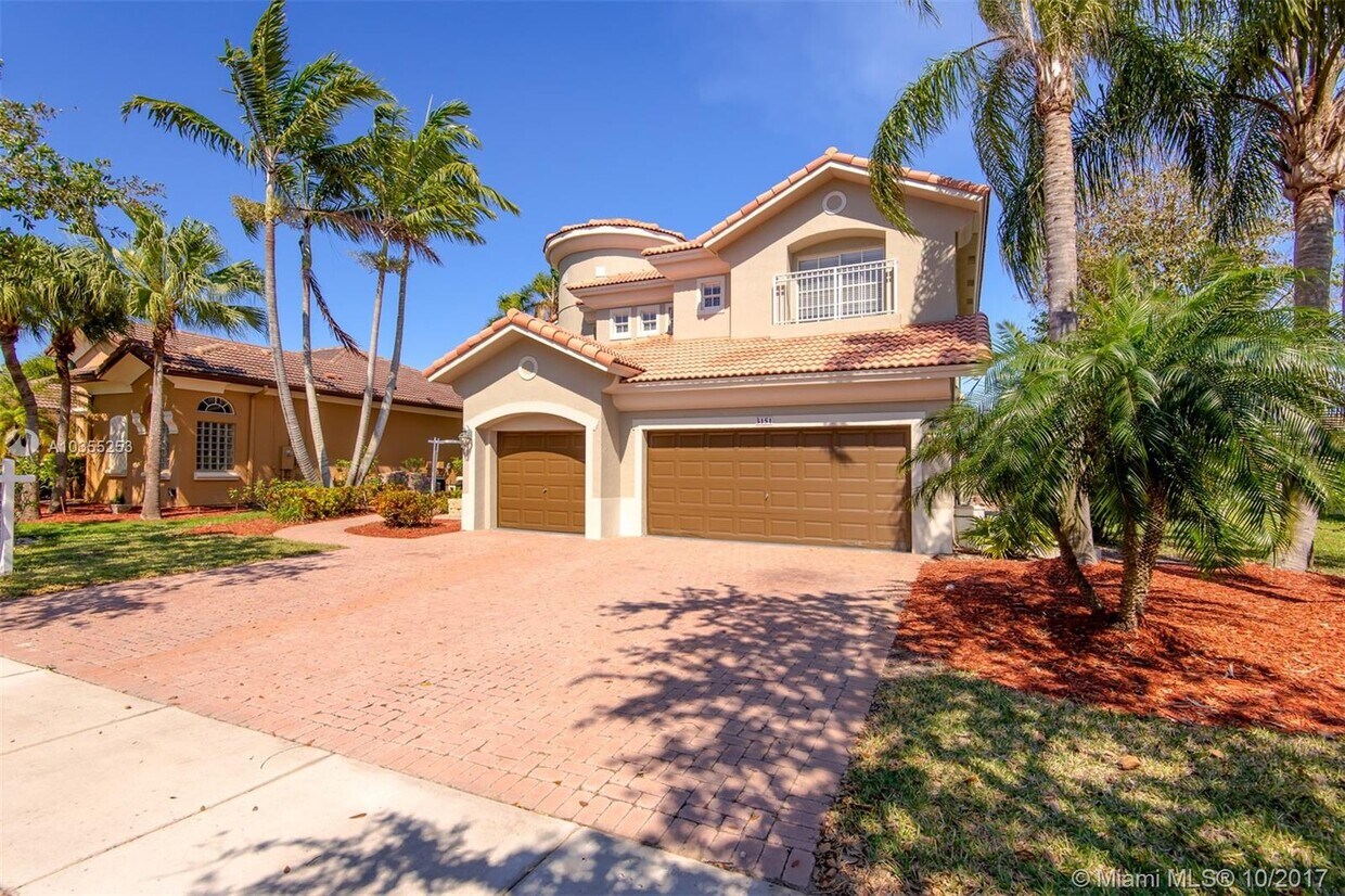 Foto principal - 3151 SW 195th Ter