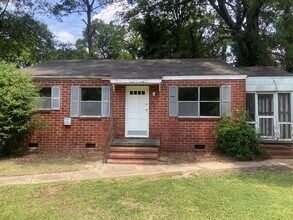 Building Photo - 3129 Baker Cir